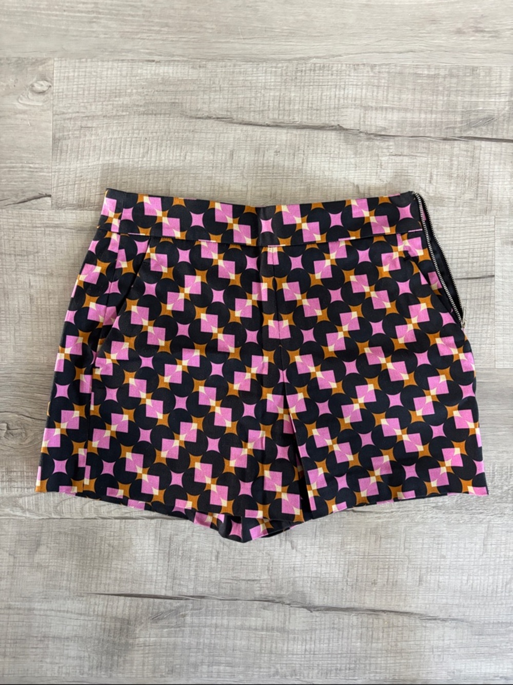 Zara Geometric Print Shorts in Black, Pink & Gold, Medium